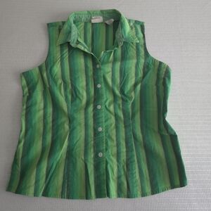 WOMEN ST JOHNS BAY GREEN  STRIPED BUTTON-UP SLEEVELESS STRETCH BLOUSE
